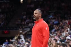 半岛体育注册-包含球员伤愈复出，为球队注入新活力的词条