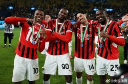 半岛体育网站-AC米兰大比分胜利，夺回榜首位置的简单介绍