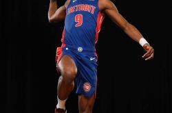 半岛体育官方入口-汤普森训练状态亮眼，球迷期待他再度飞扬的简单介绍