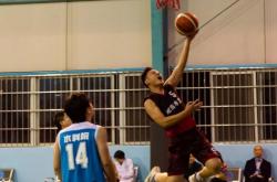 半岛体育app下载-球队气势如虹场上展现无畏勇气