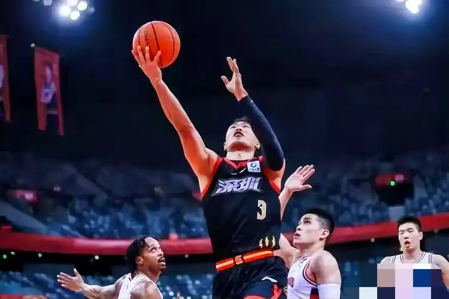 包含红红火火战斗愈加白热化，CBA球队奋力拼搏的词条