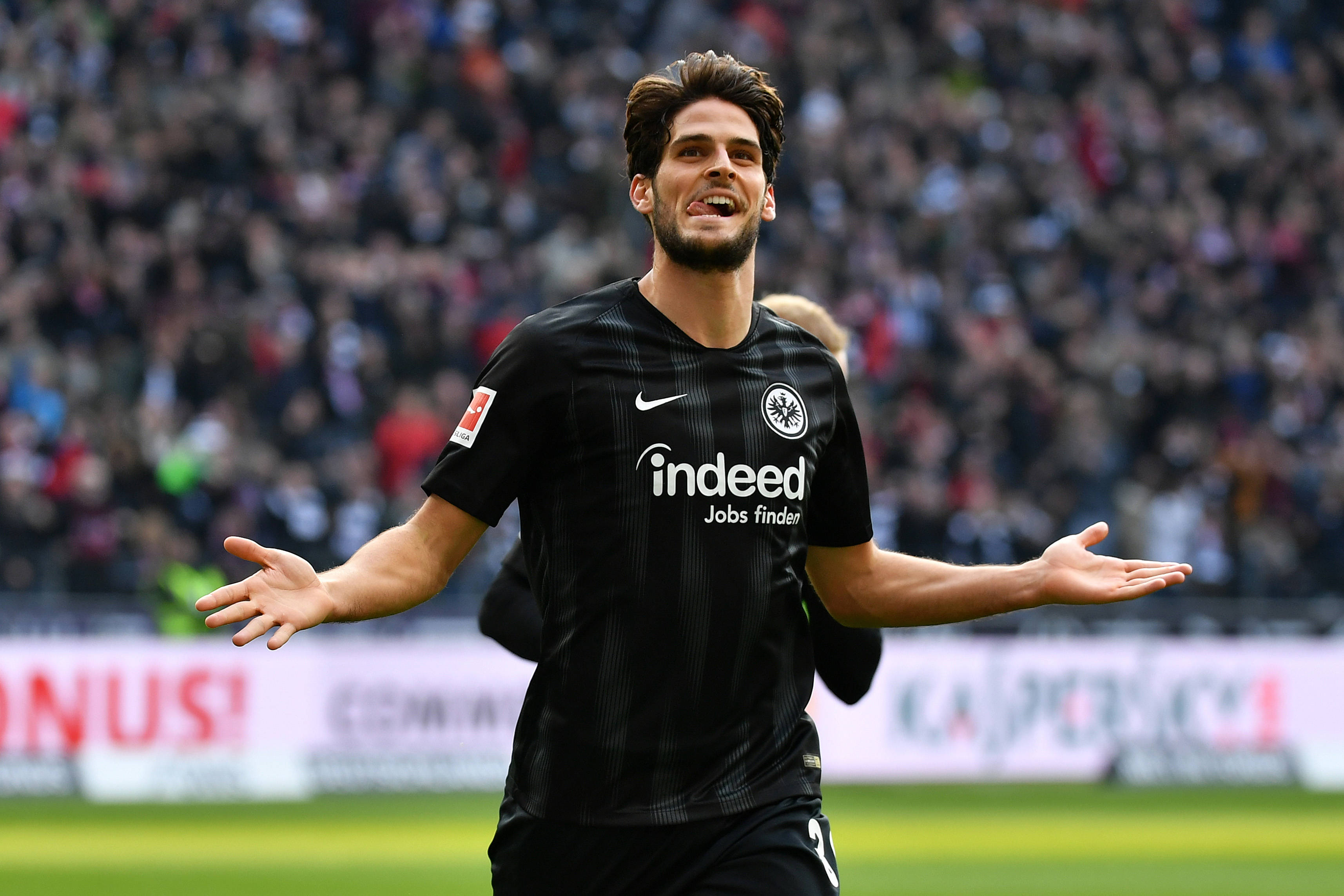 多特蒙德在困境中挣扎,战胜对手拼尽全力的简单介绍 多特蒙德在困境中挣扎,战胜对手拼尽全力的简单介绍