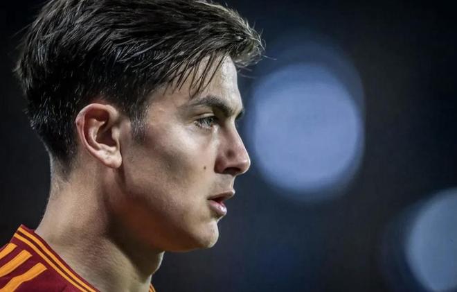 包含阿根廷球员迪巴拉拟加盟巴黎圣日耳曼，曼联加快谈判步伐的词条