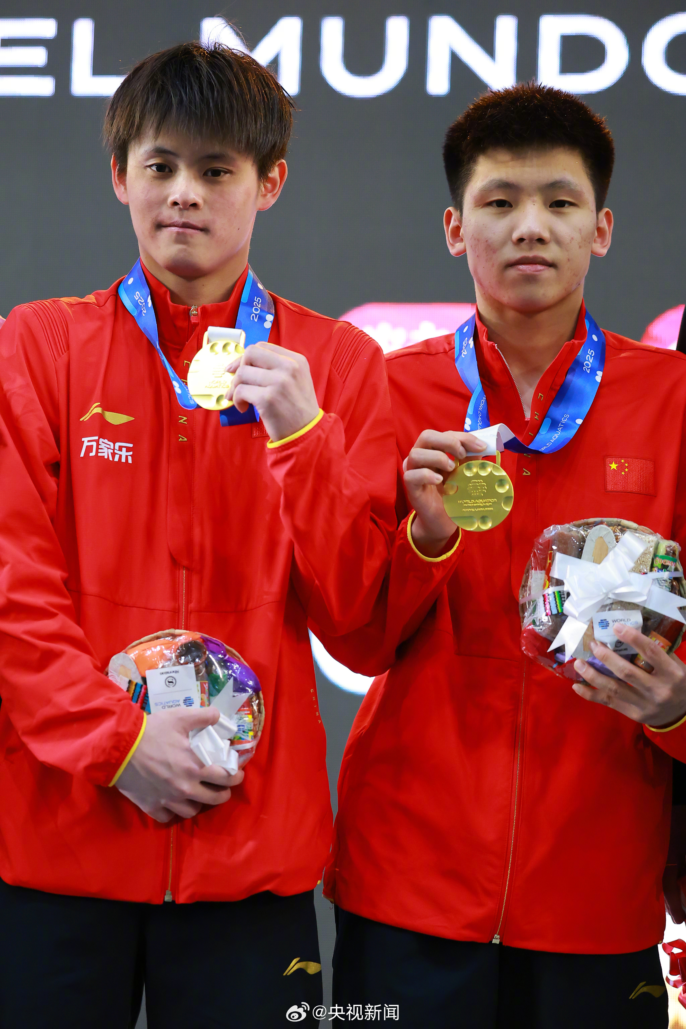 包含中国女子跳水队包揽金银铜牌的词条 包含中国女子跳水队包揽金银铜牌的词条