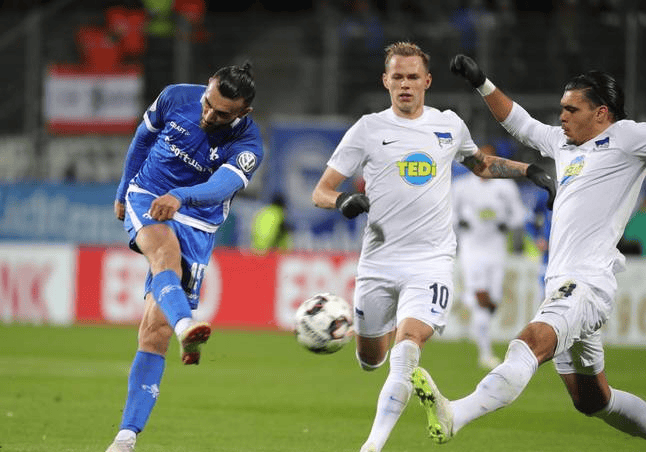 云达不莱梅主场大胜柏林赫塔,势不可挡的简单介绍 云达不莱梅主场大胜柏林赫塔,势不可挡的简单介绍