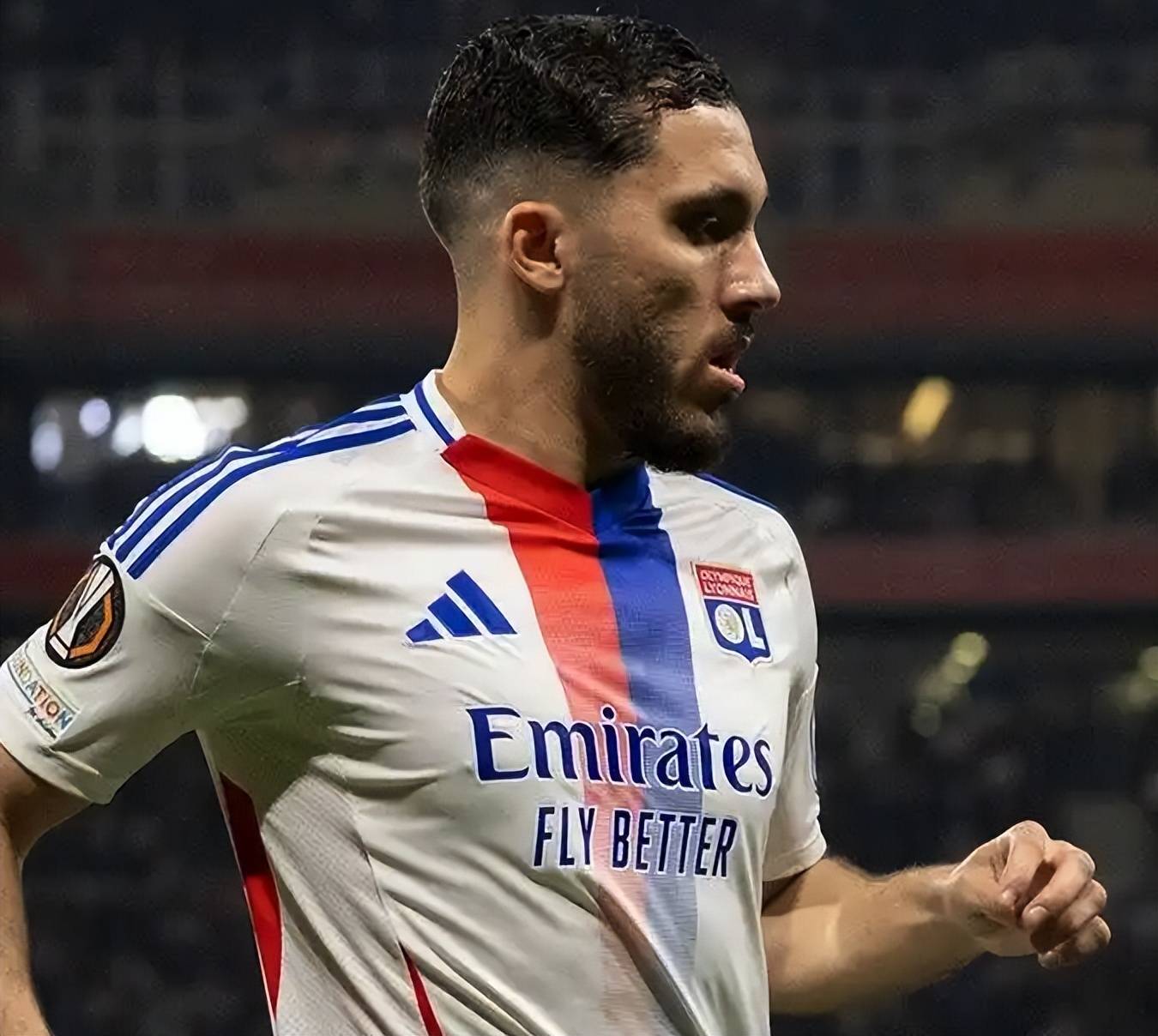 里昂主场战平巴黎,保持不败记录 里昂主场战平巴黎,保持不败记录