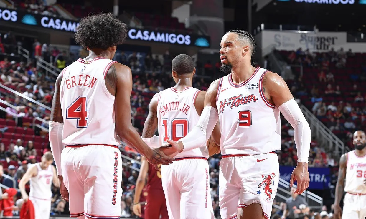 包含火箭主场力克76人,保罗得分上双的词条 包含火箭主场力克76人,保罗得分上双的词条