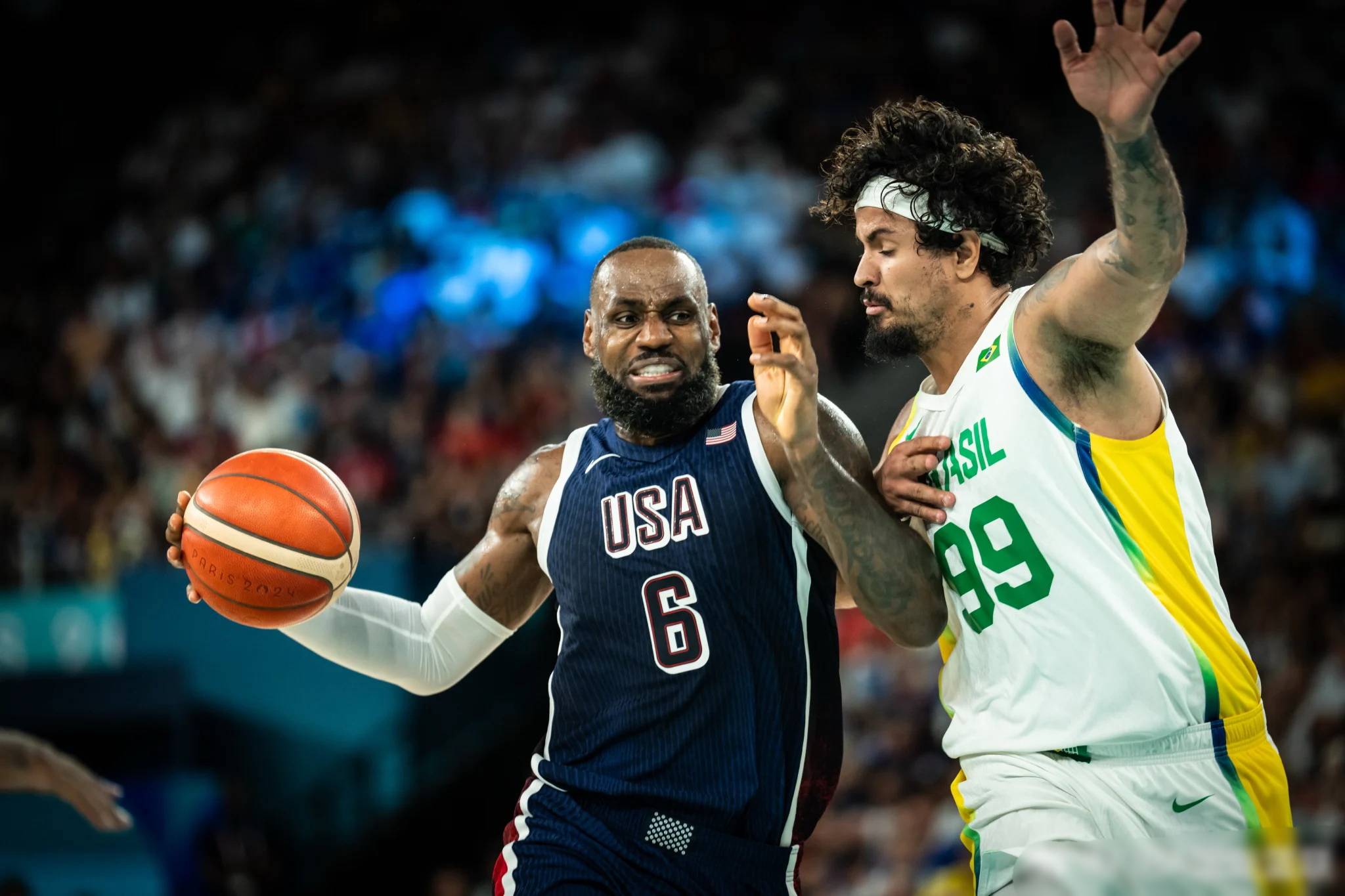 美国运动员表现抢眼，斩获宝贵金牌奖的简单介绍