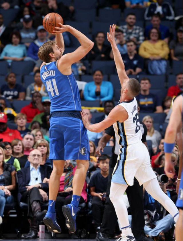 包含小牛被逆转,憾失晋级东部半决赛的词条 包含小牛被逆转,憾失晋级东部半决赛的词条